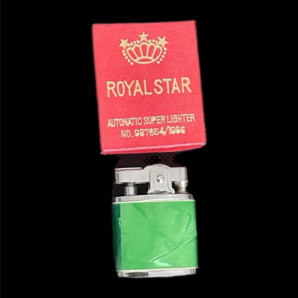 Vintage 1956 NOS Royal Star Lightr 🔥 Green with Blue Enamel Giraffe - Picture 2 of 5